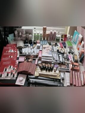 126 Piece Travel Size Assorted  Makeup /skincare Bundle